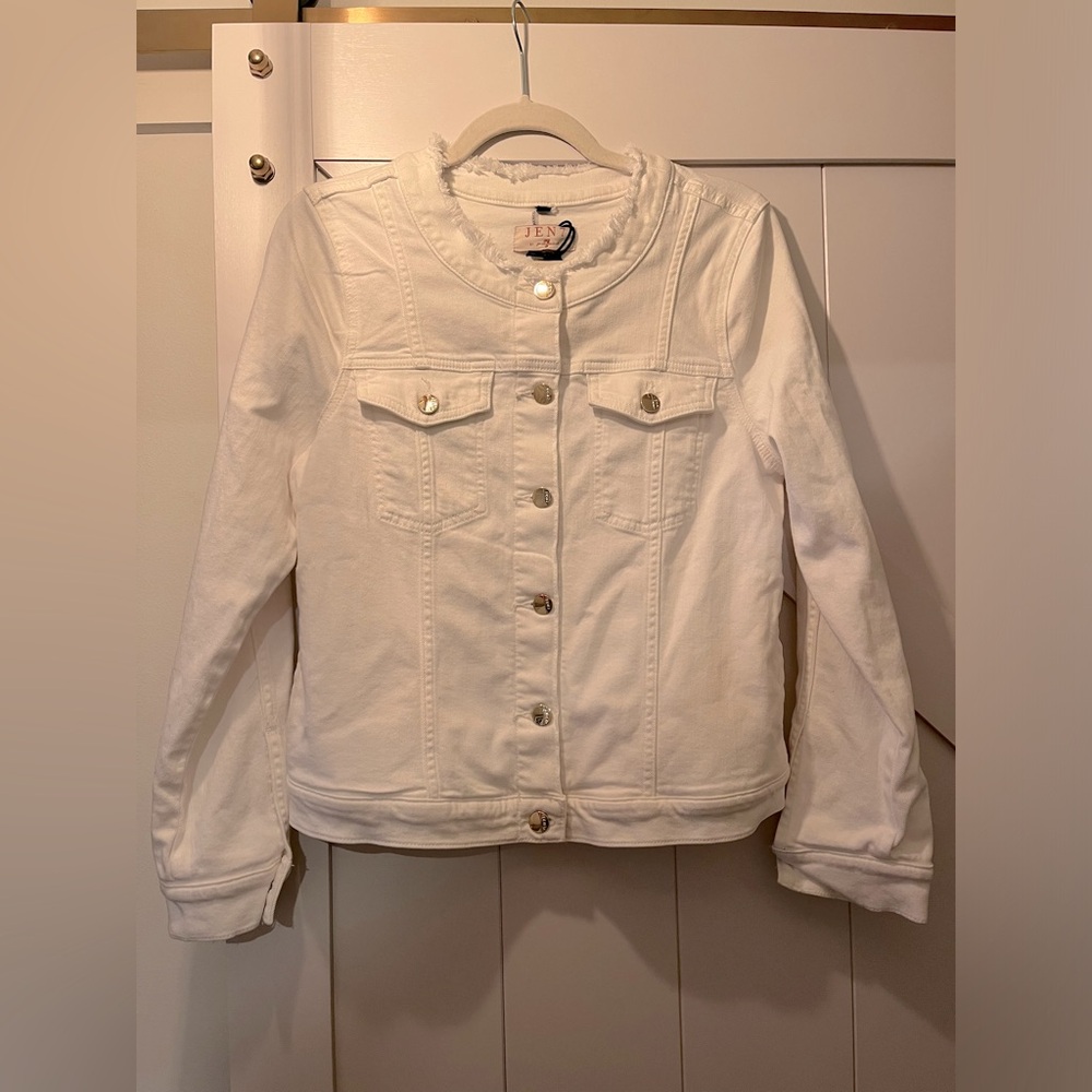 NWT Jen7 collarless denim jacket